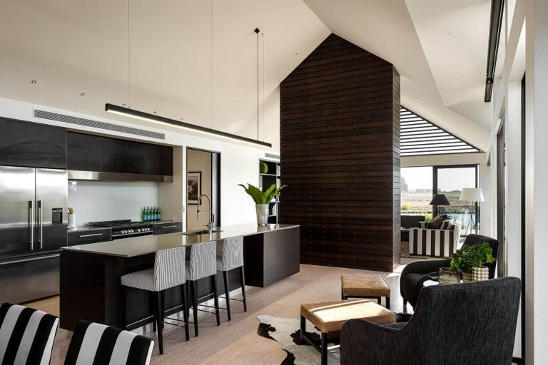 Photo of property in 11 Waterton Point, Huntingdon, Ashburton, 7774