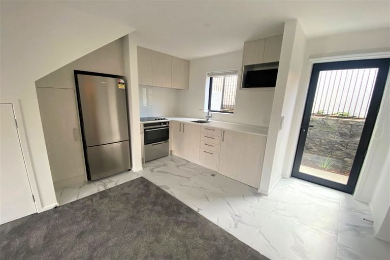 Photo of property in 3/81 Kervil Avenue, Te Atatu Peninsula, Auckland, 0610