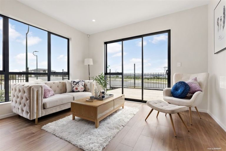 Photo of property in 84 Charlestown Drive, Flat Bush, Auckland, 2019
