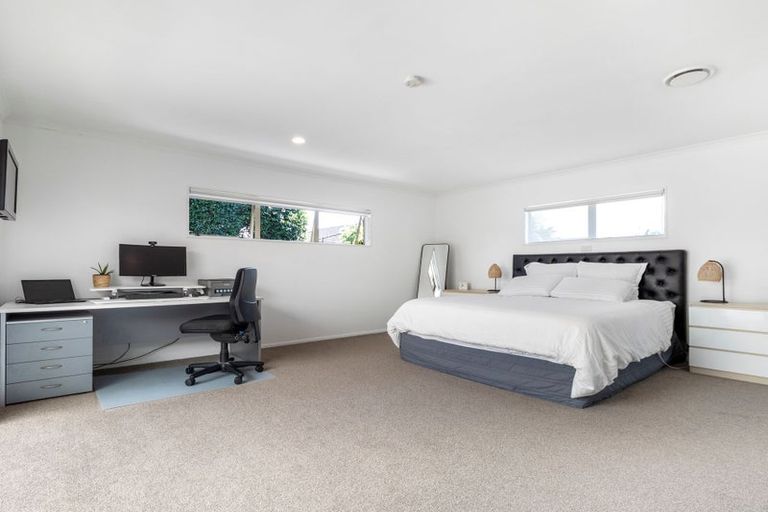Photo of property in 6 Madeira Close, Papamoa Beach, Papamoa, 3118