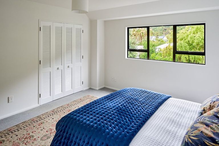 Photo of property in 372 Muritai Road, Eastbourne, Lower Hutt, 5013