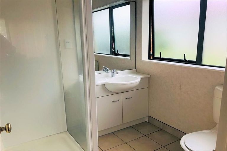 Photo of property in 23 Courtvale Place, Flat Bush, Auckland, 2019