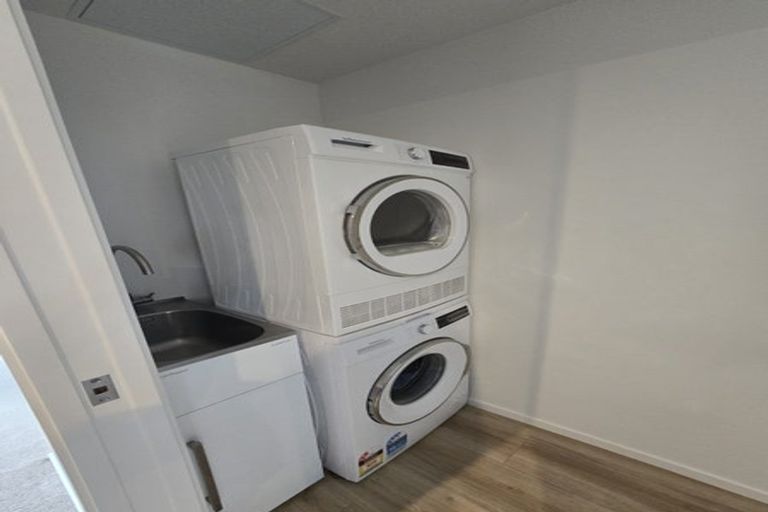 Photo of property in 21 Pipi Place, Levin, 5510