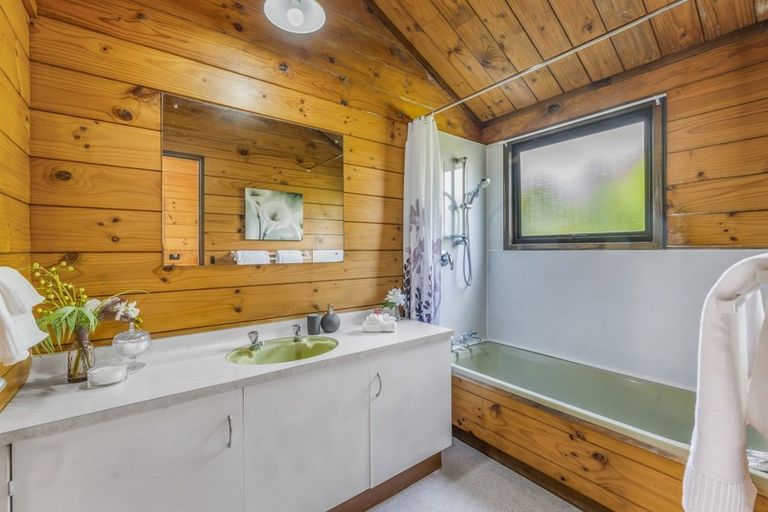 Photo of property in 43 Palmyra Way, Half Moon Bay, Auckland, 2012
