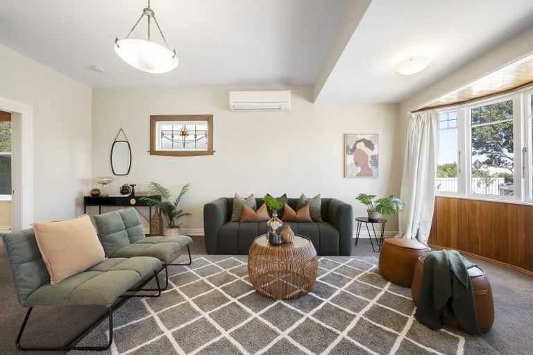 Photo of property in 69 Muritai Road, Eastbourne, Lower Hutt, 5013