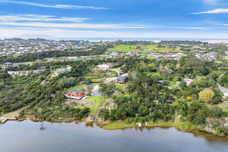 Photo of property in Estuary Drive, Mangawhai Heads, Mangawhai, 0505