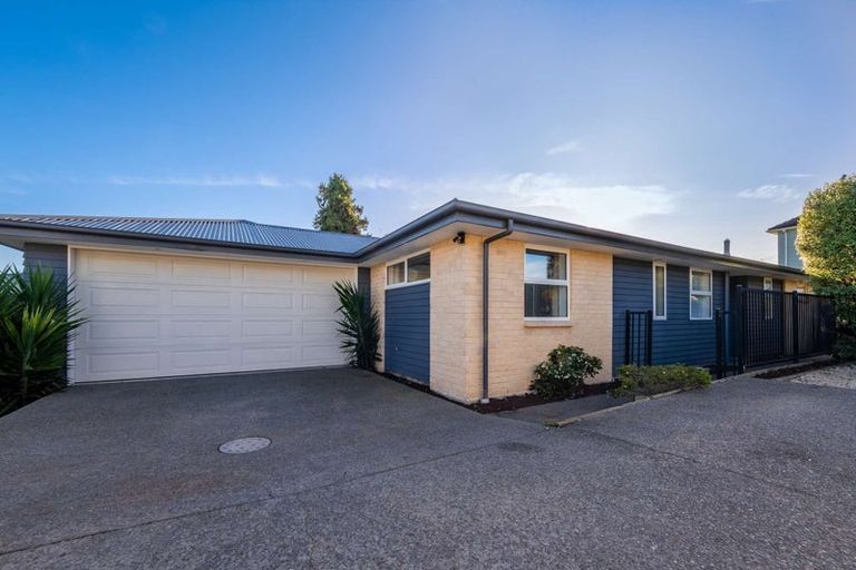 Photo of property in 303b Woodham Road, Linwood, Christchurch, 8062