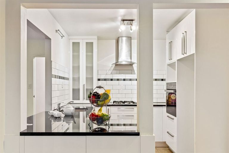 Photo of property in 17 Ebony Place, Massey, Auckland, 0614