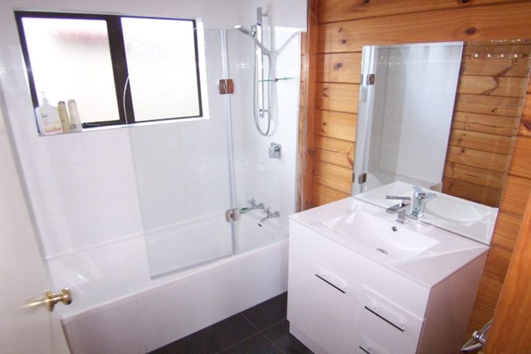 Photo of property in 2/54 Springs Road, Hornby, Christchurch, 8042