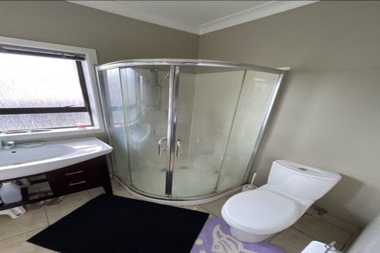 Photo of property in 30 Grove Road, Papakura, 2110