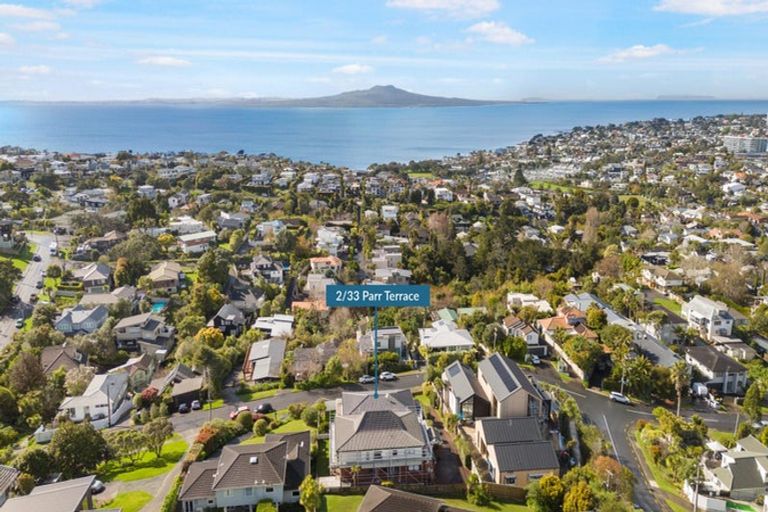 Photo of property in 2/33 Parr Terrace, Castor Bay, Auckland, 0620