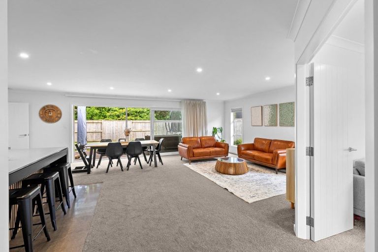 Photo of property in 31 Freedom Drive, Kelvin Grove, Palmerston North, 4414