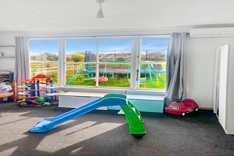 Photo of property in 5 Purnell Place, Marton, 4710