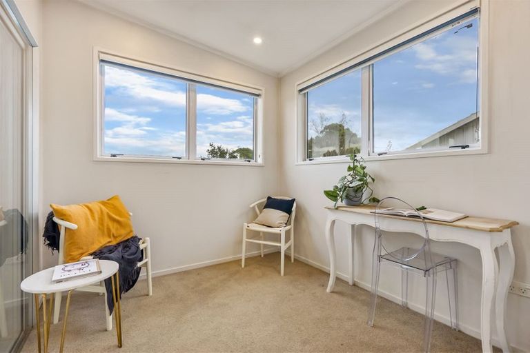 Photo of property in 176 Ti Rakau Drive, Pakuranga Heights, Auckland, 2010