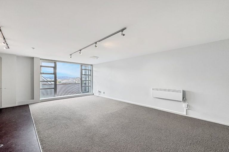 Photo of property in Vespa Apartments, 505/20 Hanson Street, Mount Cook, Wellington, 6021
