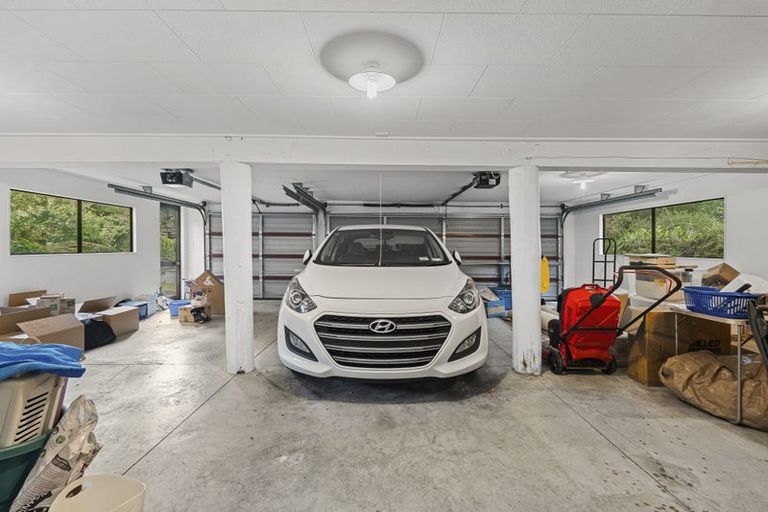 Photo of property in 6a Spencer Place, Merrilands, New Plymouth, 4312