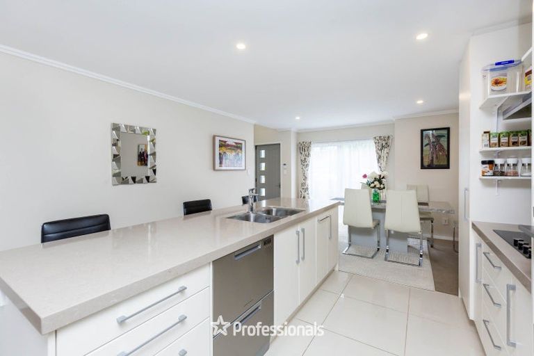 Photo of property in 5 Ashington Road, Silverstream, Upper Hutt, 5019
