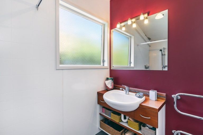 Photo of property in 12 Rokino Road, Taupo, 3330