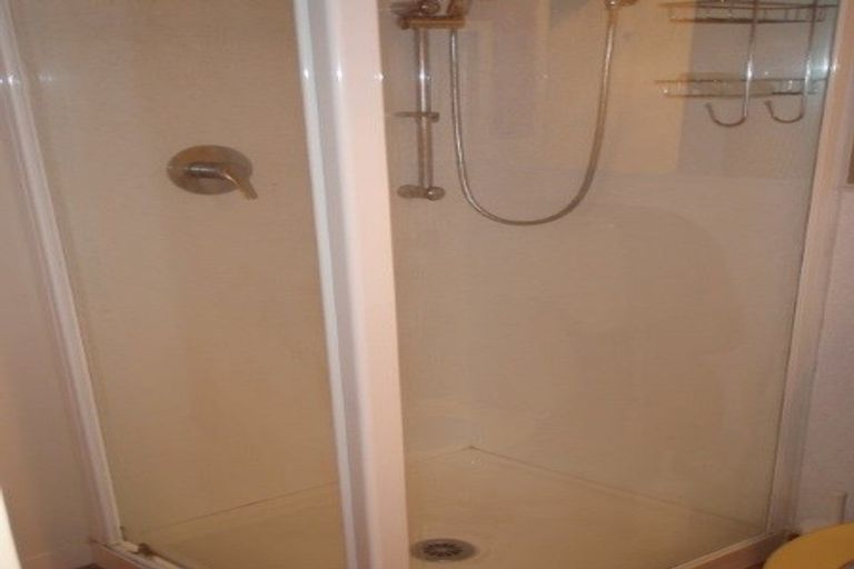 Photo of property in 4/586 Barbadoes Street, Edgeware, Christchurch, 8013