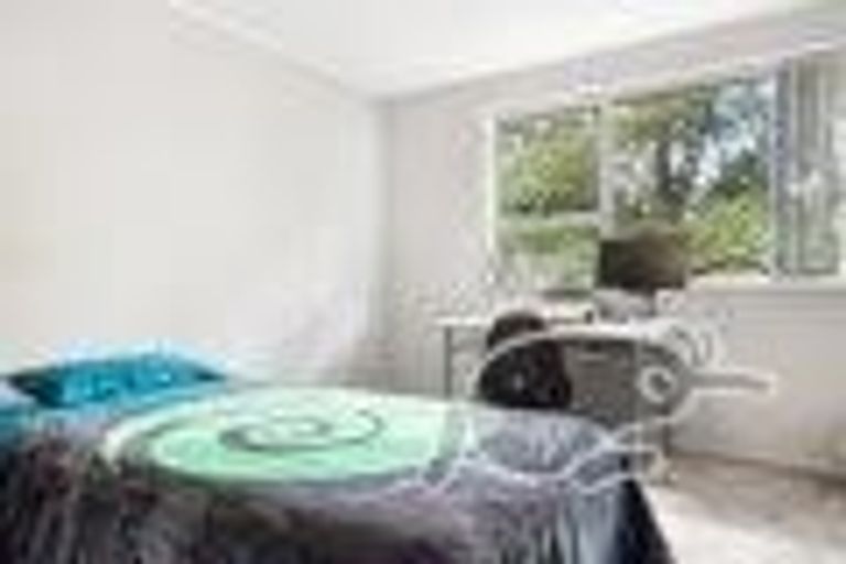 Photo of property in 2 Miro Street, New Lynn, Auckland, 0600