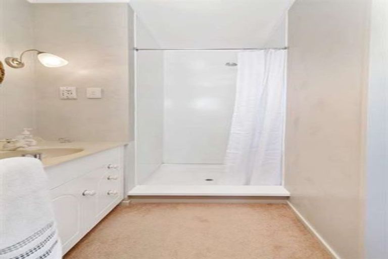 Photo of property in 40 Puriri Street, Hilltop, Taupo, 3330