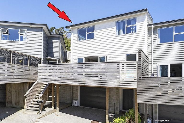 Photo of property in 20u6 Glanmire Road, Newlands, Wellington, 6037