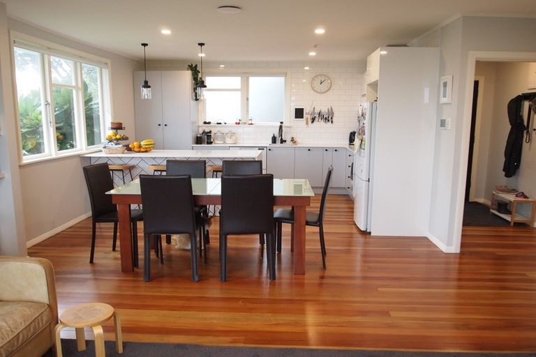 Photo of property in 110 Tireti Road, Titahi Bay, Porirua, 5022