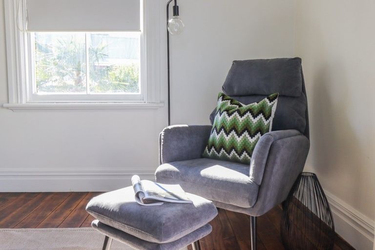 Photo of property in 9 Perrin Place, Kelvin Grove, Palmerston North, 4414