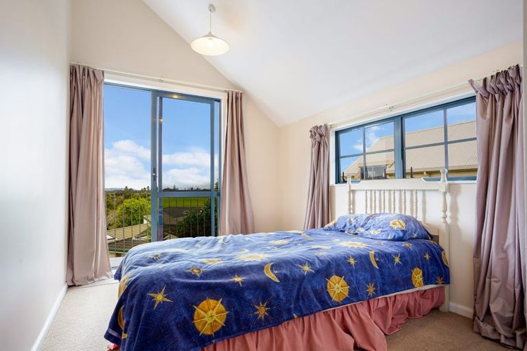 Photo of property in 8/485 Don Buck Road, Massey, Auckland, 0614