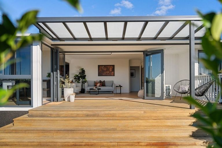 Photo of property in 196 Ngatai Road, Otumoetai, Tauranga, 3110