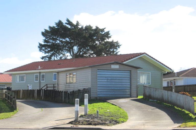 Photo of property in 7 Jack Farrell Place, Papakura, 2110
