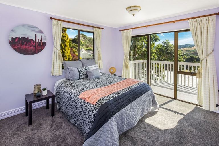 Photo of property in 84 Churton Drive, Churton Park, Wellington, 6037