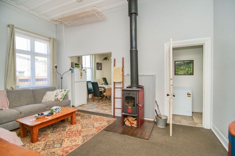 Photo of property in 150 Derby Street, Westport, 7825