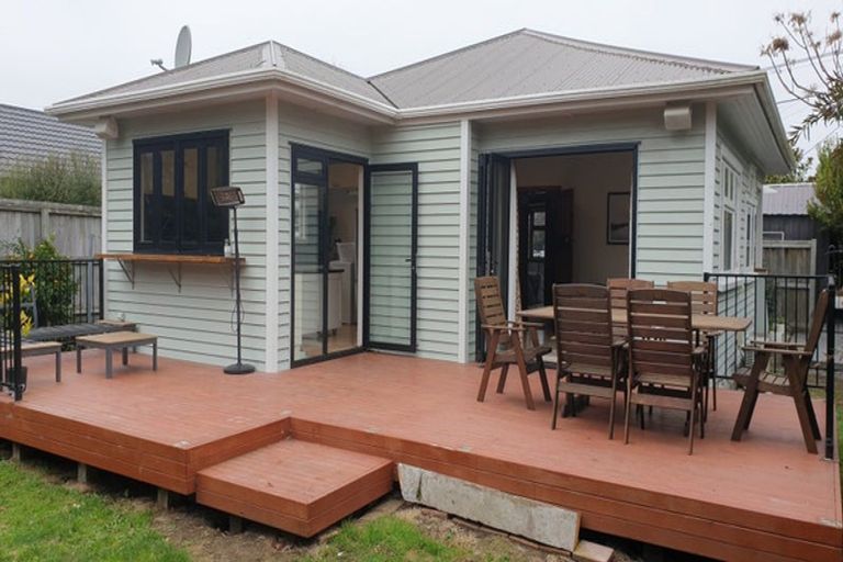 Photo of property in 135 Mcfaddens Road, St Albans, Christchurch, 8052