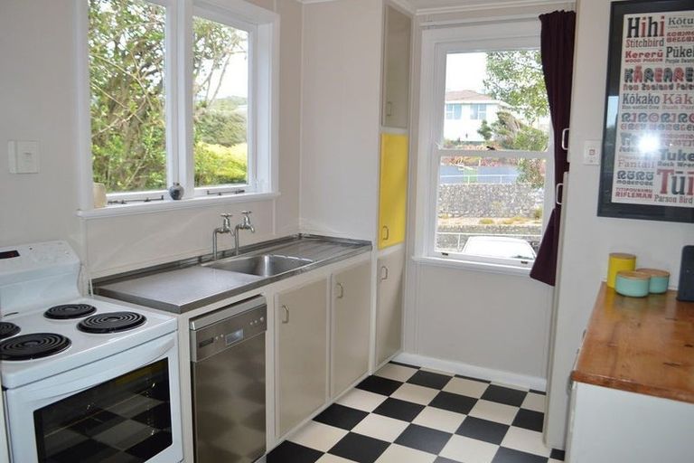 Photo of property in 105 Te Pene Avenue, Titahi Bay, Porirua, 5022