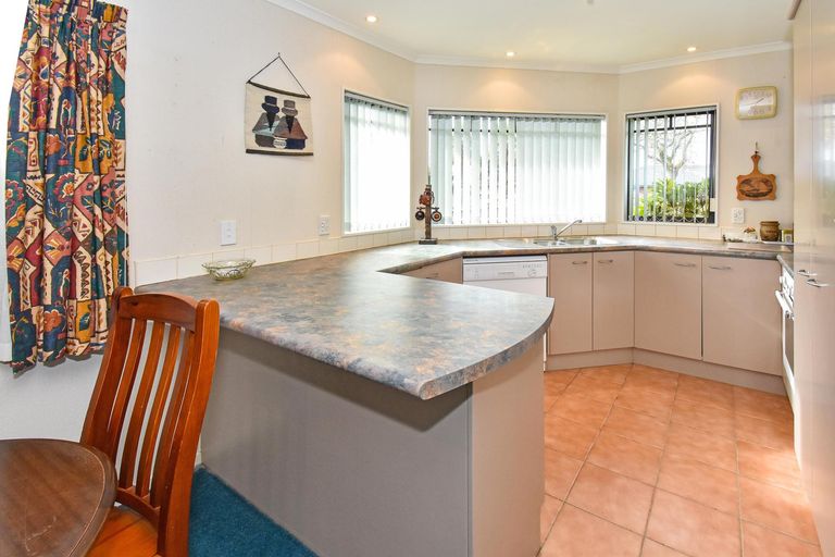 Photo of property in 7 Oakwood Place, Pukekohe, 2120