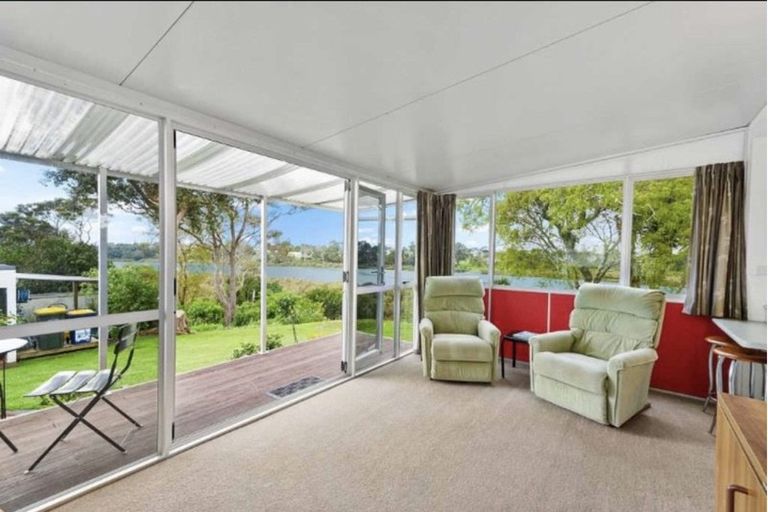 Photo of property in 171c Colwill Road, Massey, Auckland, 0614