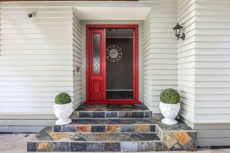 Photo of property in 22 Queen Street, Westport, 7825