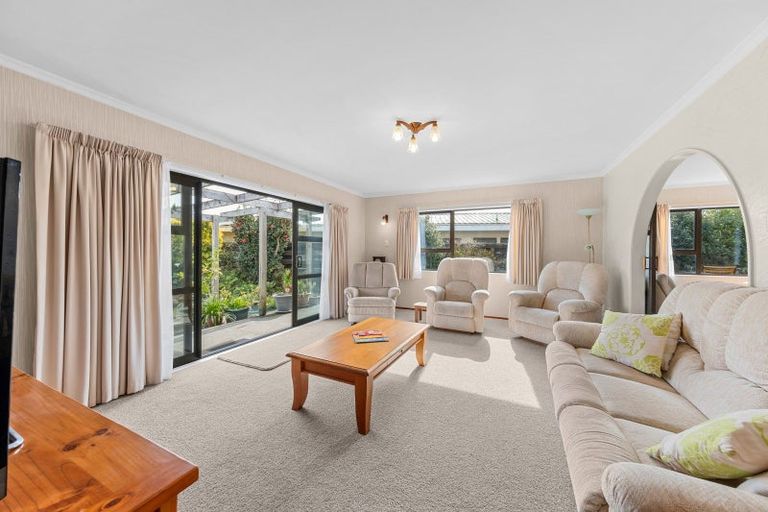 Photo of property in 13 Te Whena Place, Waitara, 4320