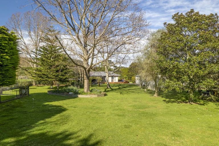 Photo of property in 97 Gear Road, Te Horo, Otaki, 5582