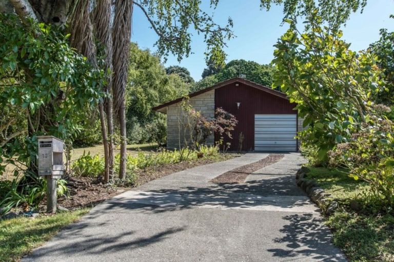 Photo of property in 13 Kohekohe Road, Waikanae, 5036