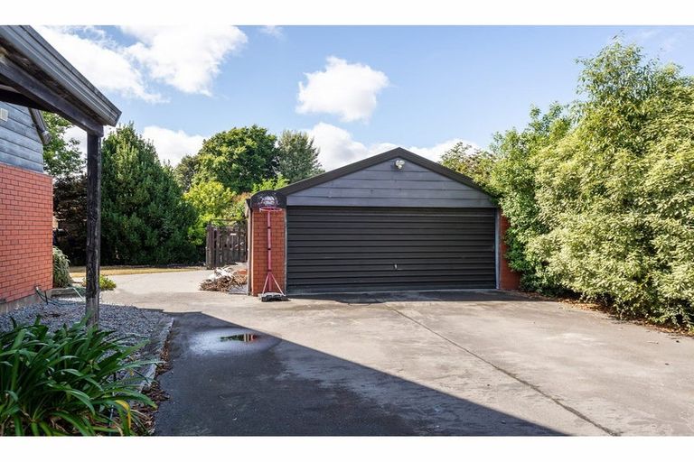 Photo of property in 381 Harewood Road, Bishopdale, Christchurch, 8053
