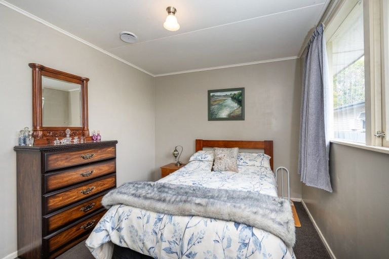 Photo of property in 34 Elliott Crescent, Havelock North, 4130