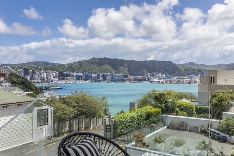 Photo of property in Alto Apartments, 2a/22 Telford Terrace, Oriental Bay, Wellington, 6011