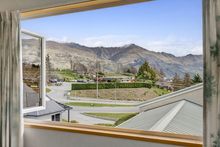 Photo of property in 86 Macpherson Street, Wanaka, 9305
