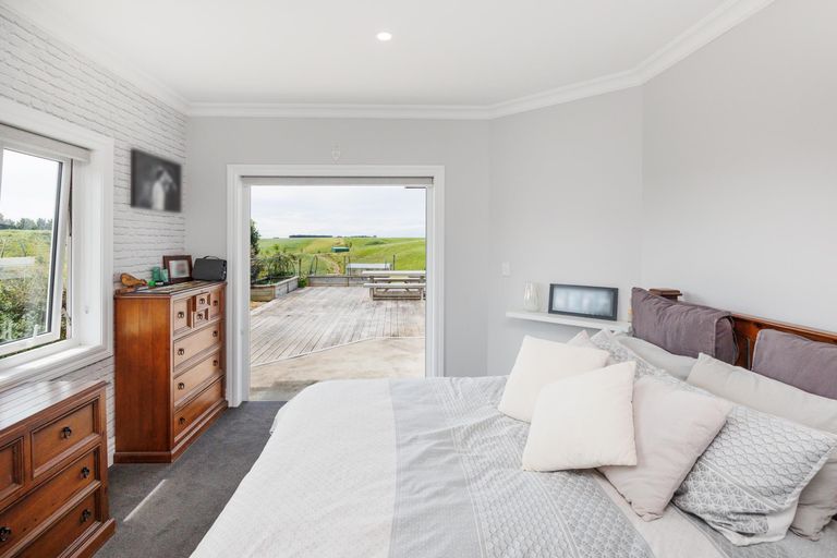 Photo of property in 52 Highland View Drive, Tokomaru, Palmerston North, 4474