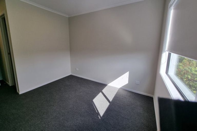 Photo of property in 2/125b Metcalfe Road, Ranui, Auckland, 0612