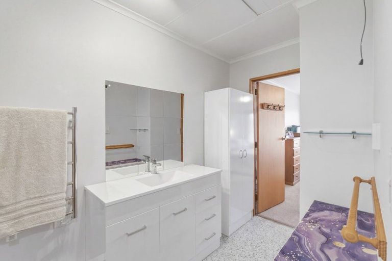 Photo of property in 165b Pukepapa Road, Marton, 4710
