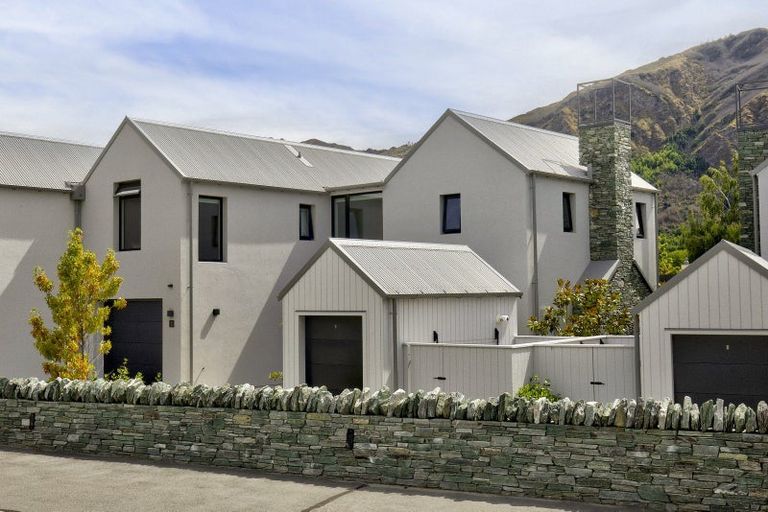 Photo of property in 29 Settlers Way, Arrowtown, 9371