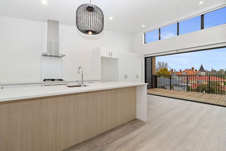 Photo of property in 7c Wellington Street, Hamilton East, Hamilton, 3216
